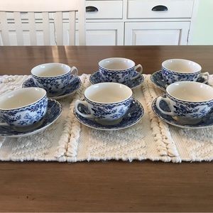 Johnson Brothers Devon Cottage pattern.  Set of 6.  Like new